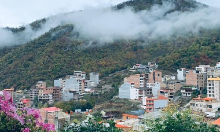 ویلا دربست با چشم انداز زیبا روستای زیارت