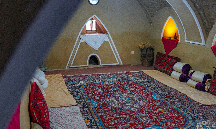 بومگردی سرای مادری (نباتی)